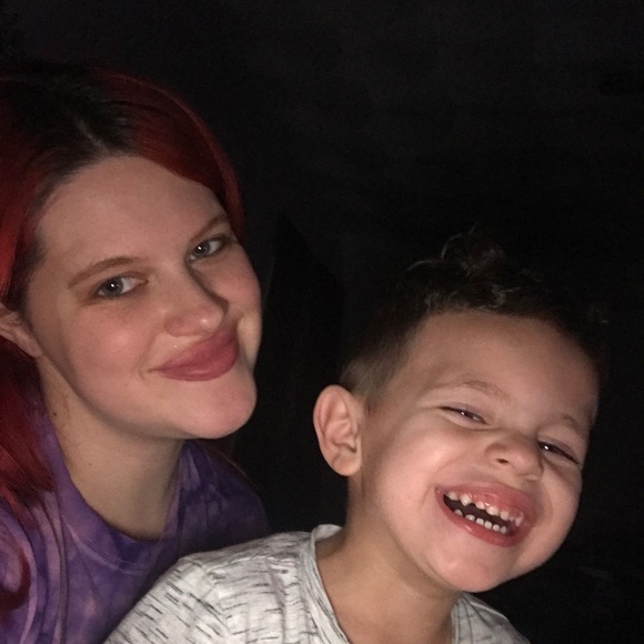 Meet your Posher, Hailey - Picture 1 of 1